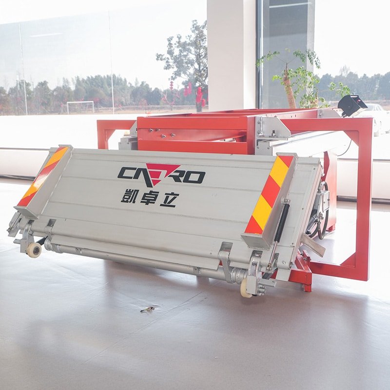Cadro compact folding hydraulic tail lift in folded position for truck rear access